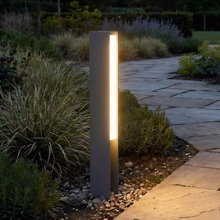 Lucande Lampioncino LED Teerk, altezza 50 cm, antracite, IP65 Teerk, Nero, Alluminio, Moderno, Lampada LED da esterni