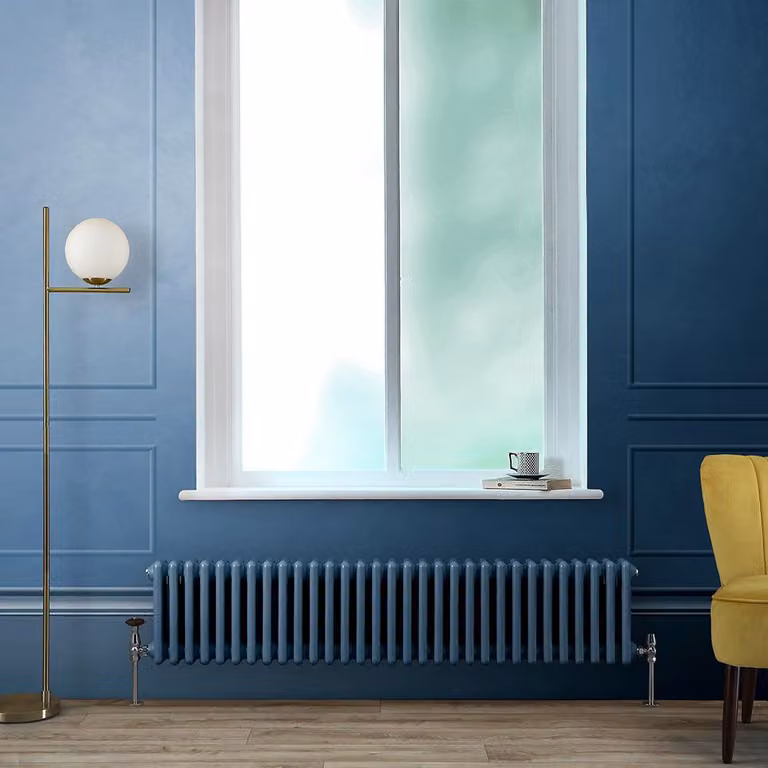 Radiatore Orizzontale a Colonne (3 Colonne) 300mm x 1415mm - Blu (Deep Sea Blu) - Regent