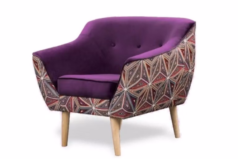 GUTTO Poltrona LUXI Poltrona viola prugna FIAL Motivo grafico Poltrona imbottita scandinava Gambe in legno Cuciture in velluto ad alta resistenza