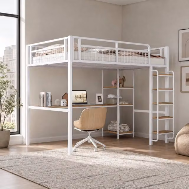 Letto a soppalco ULEVR 140x200 cm in metallo bianco con scrivania, ripiani, scala a gradini e barriera di sicurezza