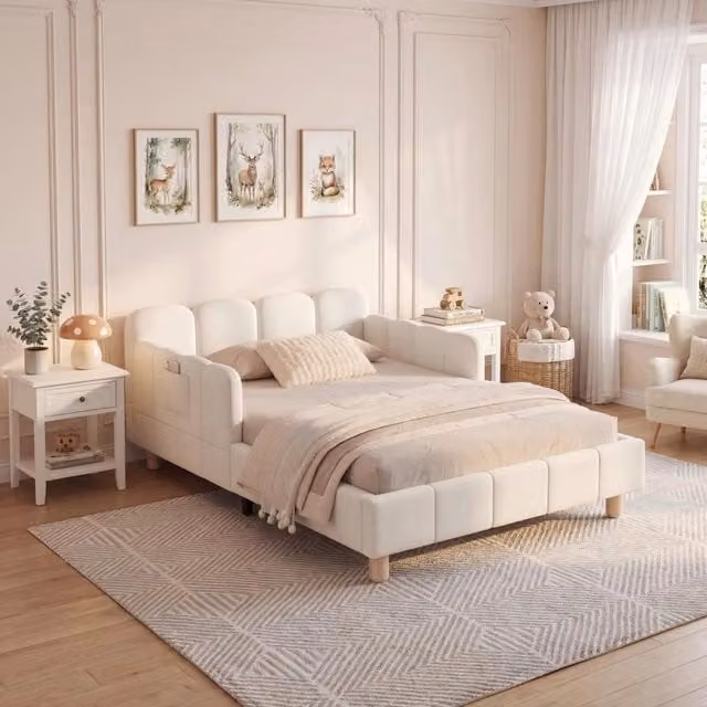 Letto divano per bambini 90x200 cm imbottito con testiera; sponda anticaduta e piedi in legno massello; velluto beige