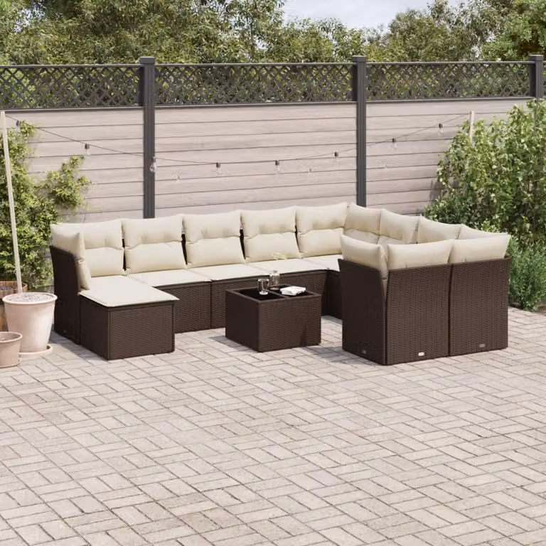 vidaXL Set Divani da Giardino 11 pz in Polyrattan Marrone con Cuscini Bianchi e Tavolino da Esterno