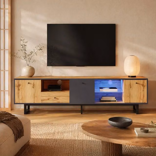 Mobile TV basso con LED; 3 ante; 3 vani e 1 cassetto; truciolare; naturale