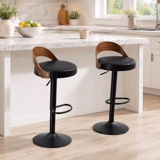 Set da 2 sgabelli da bar girevoli REDOM con schienale in similpelle nera L: 42,5 cm, P: 42,5 cm, H: 77-98 cm