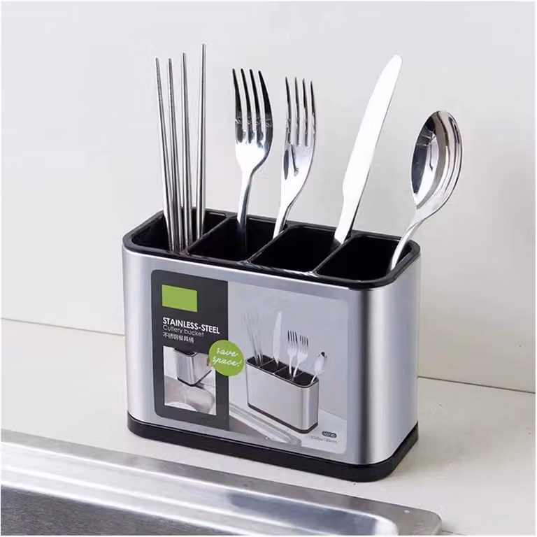 Astuccio con motivo floreale e ampia capienza per penne e accessori