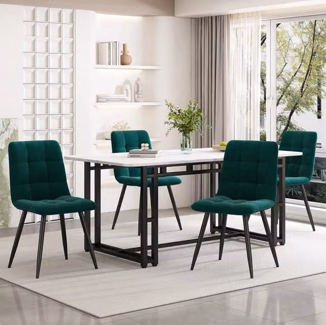 Set tavolo da pranzo con 4 sedie in velluto verde; piano in MDF e gambe in metallo nero