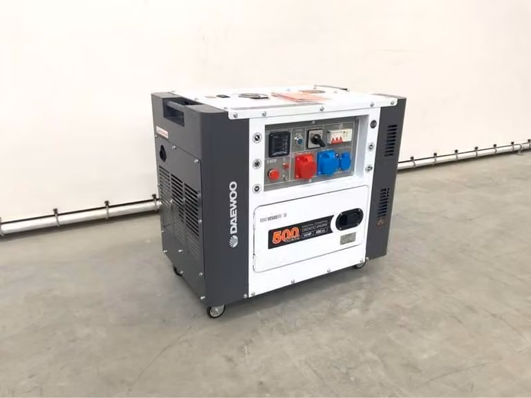 Daewoo DDAE10500DSE-3G Generatore diesel 8,1 kVA Generatore di emergenza