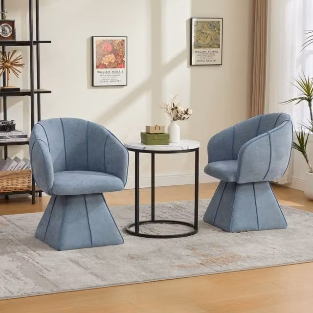 Poltrona girevole OKWISH in ciniglia blu con schienale alto e braccioli, design ergonomico L/P/H: 56 x 54 x 74,5 cm