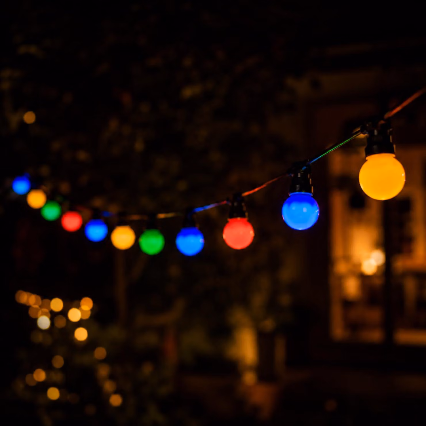 Catena luminosa, lunghezza 9,5 metri, 20 sfere LED colorate, diametro 5 cm, grado di protezione IP44