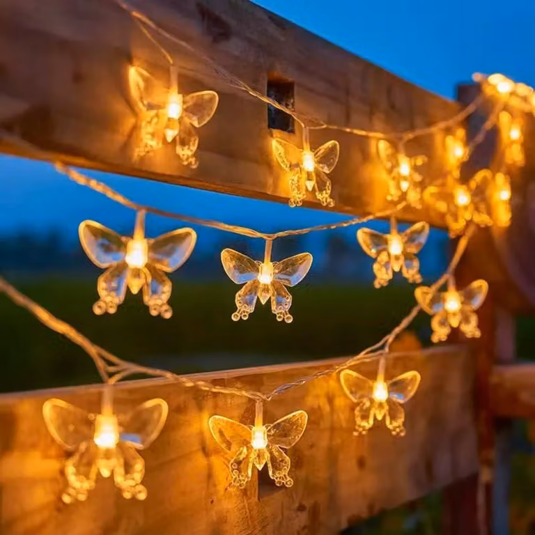Catena luminosa a forma di farfalla, 3 metri, 20 LED, luce bianco caldo, alimentazione USB, per interni