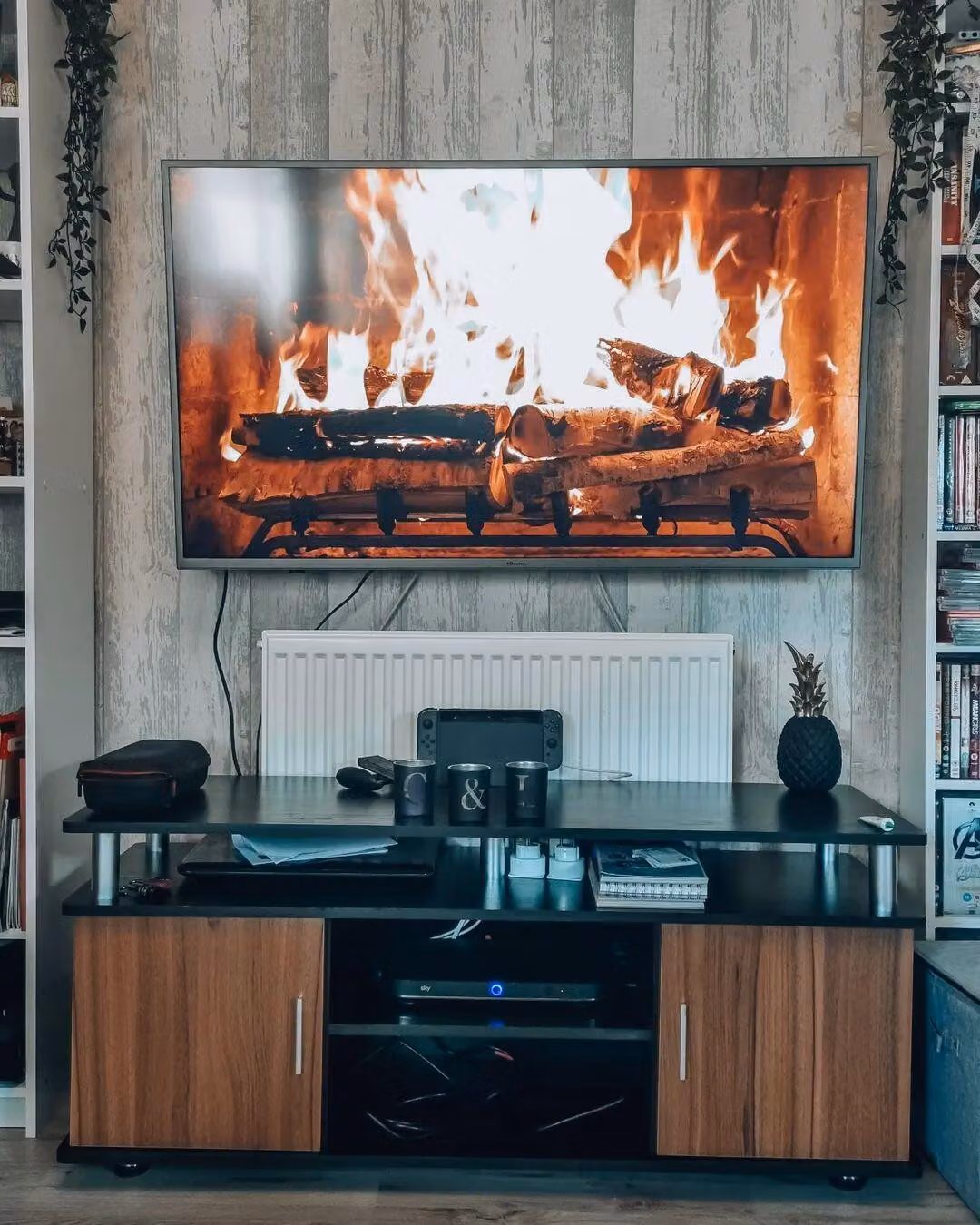 Mobile Porta TV HOMCOM Moderno in Legno e Metallo Marrone con Armadietti e Ripiani, L/P/H: 120 x 40 x 52.2 cm – 2