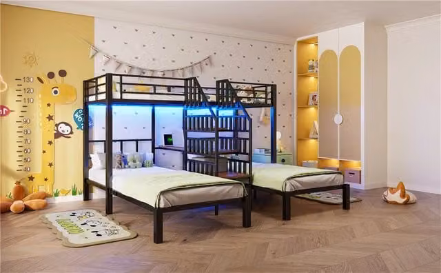 Letto a castello a 3 posti in metallo nero 90×200 cm con scala contenitore, 2 porte USB e presa, scrivania e striscia LED, senza materassi