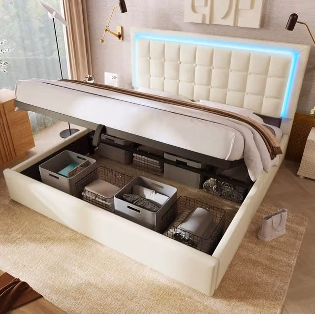 Letto contenitore 140x200 cm in PU bianco con LED, rete a doghe e sollevamento idraulico
