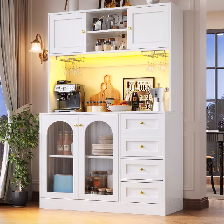 okwish: Mobiletto alto, pensile da cucina con striscia LED e portabottiglie, mobile da cucina, armadio contenitore con cassetti e quattro ante, credenza con vano aperto, colore bianco