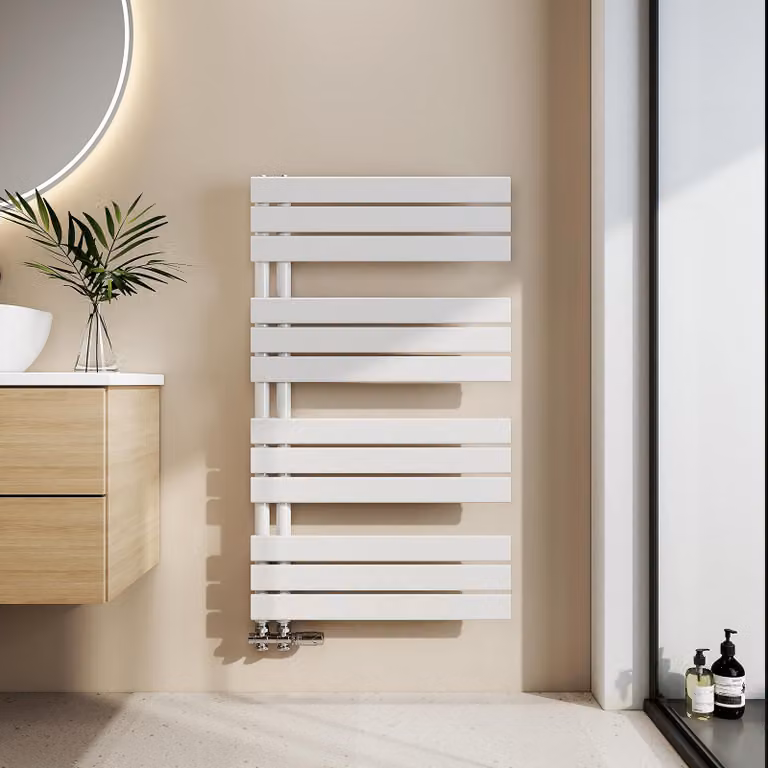 Asciugamani EMKE Radiatore da bagno Radiatore a pannello Attacco laterale Acqua calda a parete 1041 x 600 mm Bianco senza elemento riscaldante