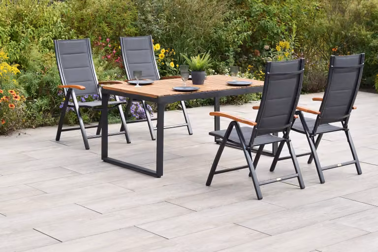 Set di mobili da giardino Merxx Paxos, 5 pezzi: 4 sedie pieghevoli, tavolo allungabile, 150 (200) x 90 cm – Alluminio/Acacia/Tessuto