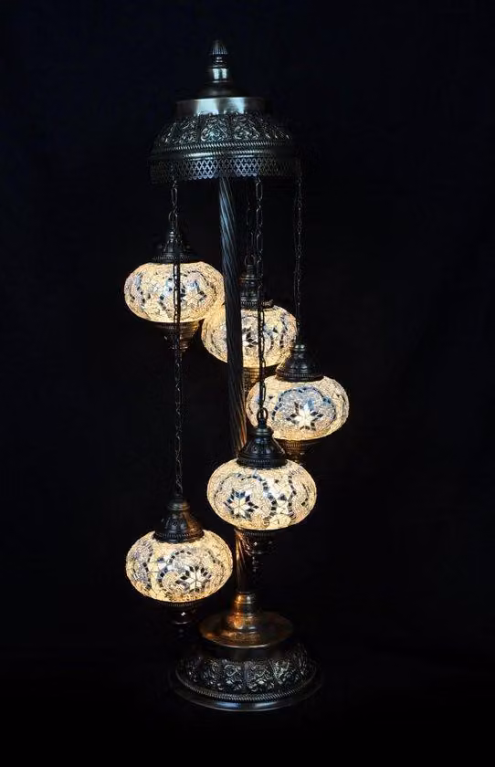Lampada da terra turca con 5 sfere di vetro colorate a mosaico – Lampada da terra orientale realizzata a mano per un'illuminazione suggestiva