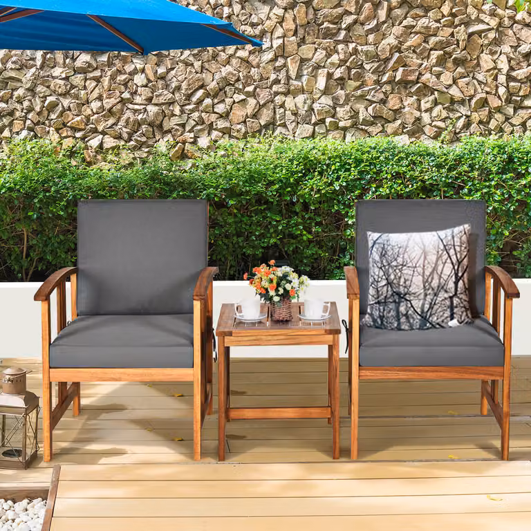 Set divano da esterno Costway in legno di acacia a 3 pezzi con cuscini imbottiti grigio per giardino e lounge
