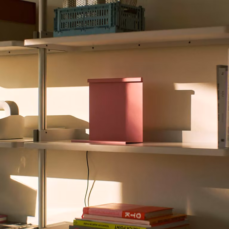 HAY Lampada da tavolo di design LBM, dimmerabile, Violetto / Fucsia / Rosa, Soggiorno / Sala da pranzo, Metallo, Design, Lampada da tavolo