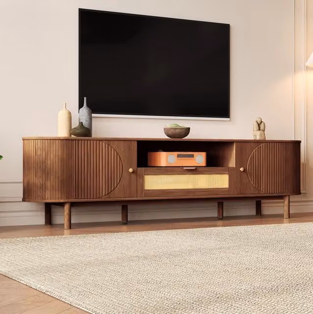 Mobile TV in MDF color noce con ante; cassetti e vano aperto; design curvo; 175 x 36 x 51 cm