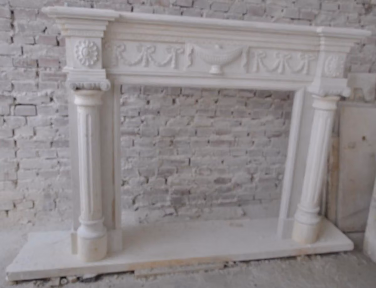 Casa Padrino: cornice barocca per caminetto beige 150 x 30 x h. 120 cm - Magnifica cornice per caminetto in marmo di alta qualità - Accessori per la decorazione del caminetto barocco - Nobile e magnifico