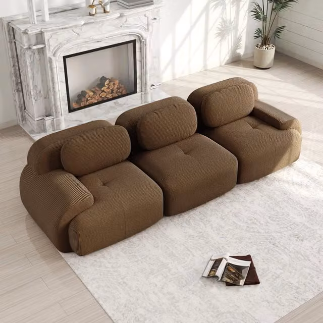 Divano angolare modulare senza montaggio in tessuto effetto velluto con braccioli ergonomici e base antiscivolo marrone