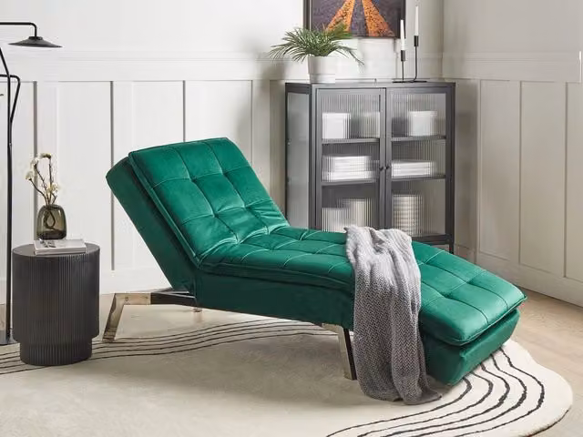 Chaise longue BELIANI in velluto verde con schienale regolabile e struttura in legno e metallo, stile Modern Glam – 1