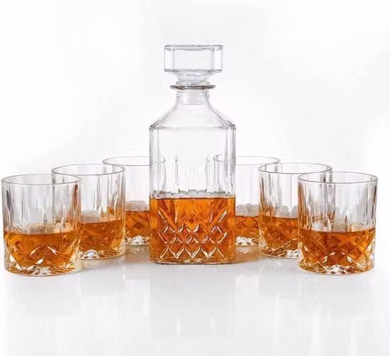 Set di whiskey in vetro di lusso con caraffa e bicchieri