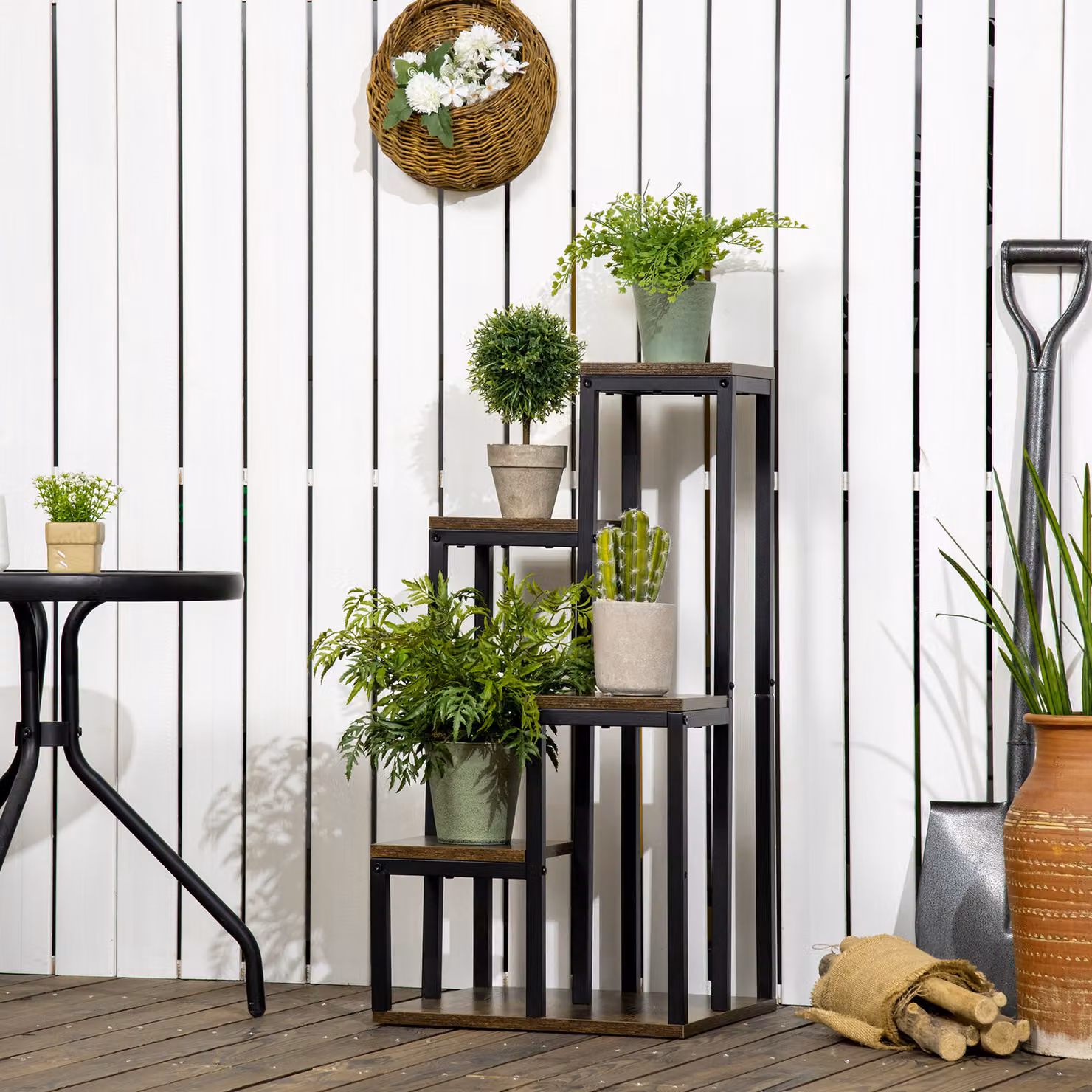 Scaffale per piante Outsunny con 4 ripiani in metallo nero, L/P/H: 40 x 40 x 81 cm – 2