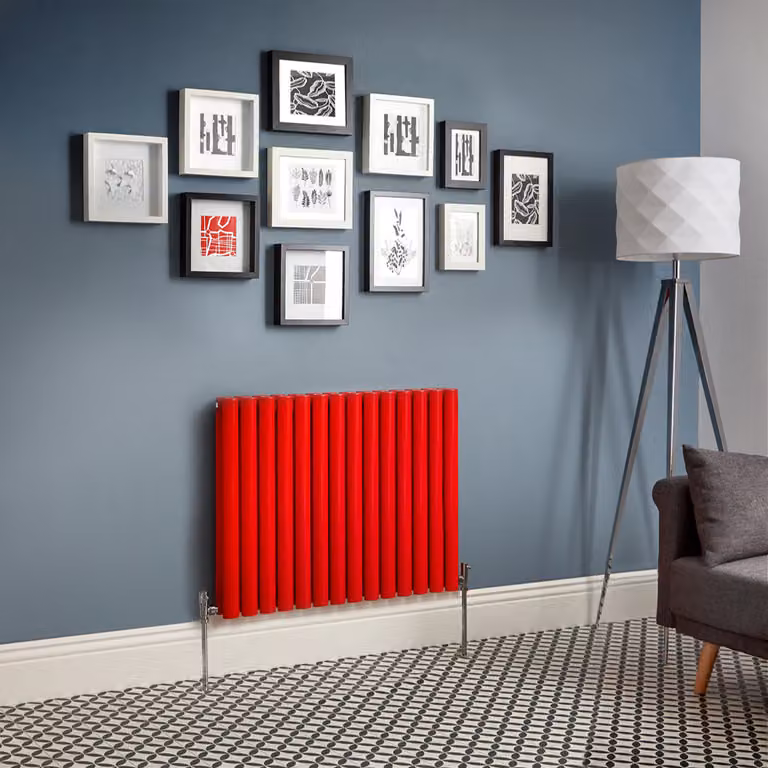 Radiatore di Design Orizzontale  Rosso (Siamese Rosso) -  635mm x 826mm  - Pannello Doppio  - Revive