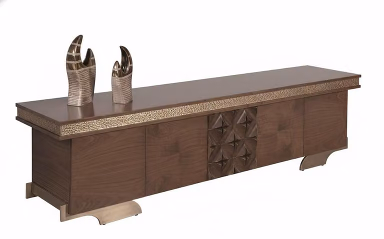 Mobile TV Braun in legno: design moderno e spazio contenitivo