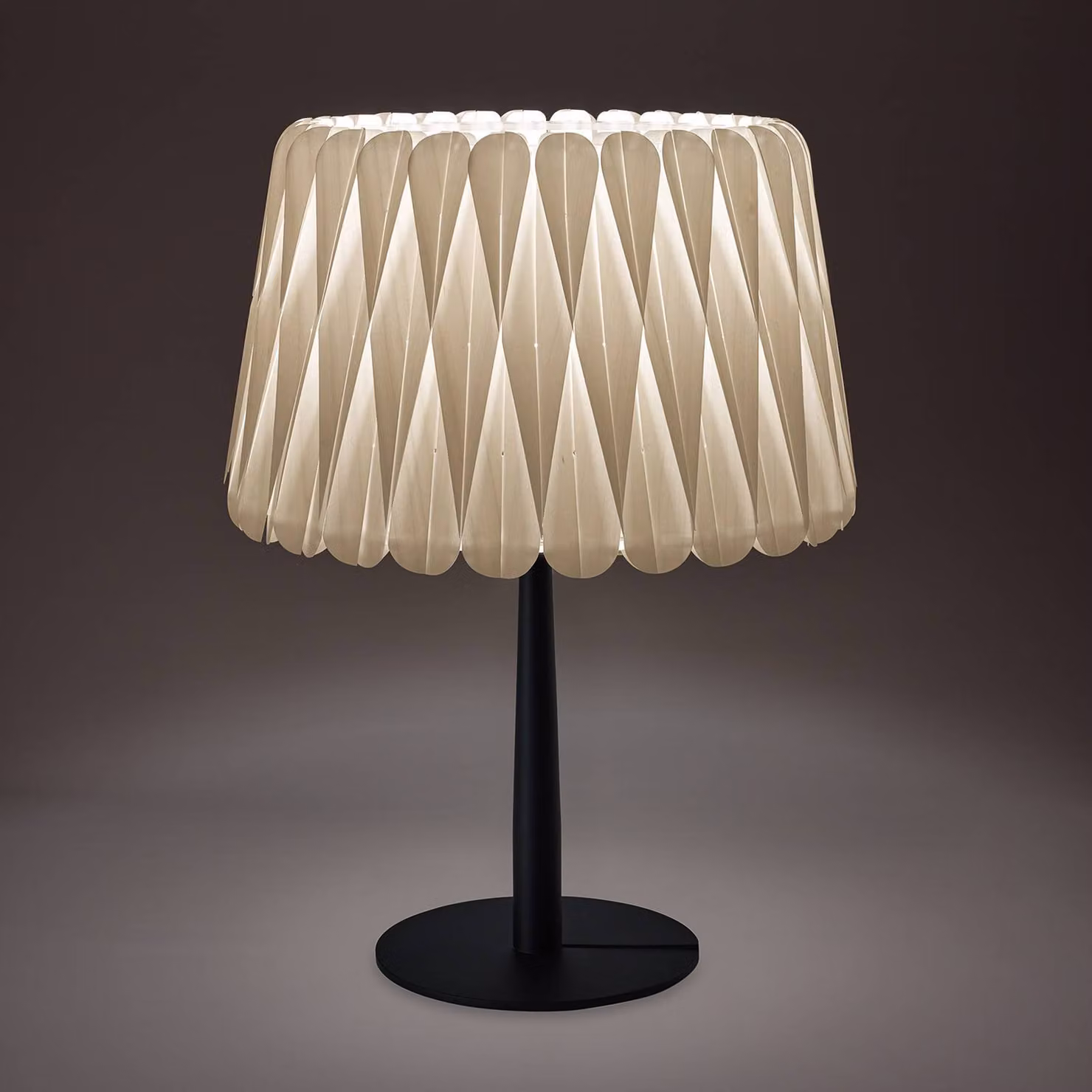 LZF LAMPS Lampada da tavolo Lola Medium, dimmerabile, Nero, Soggiorno / Sala da pranzo, Metallo, Design, Lampada da tavolo