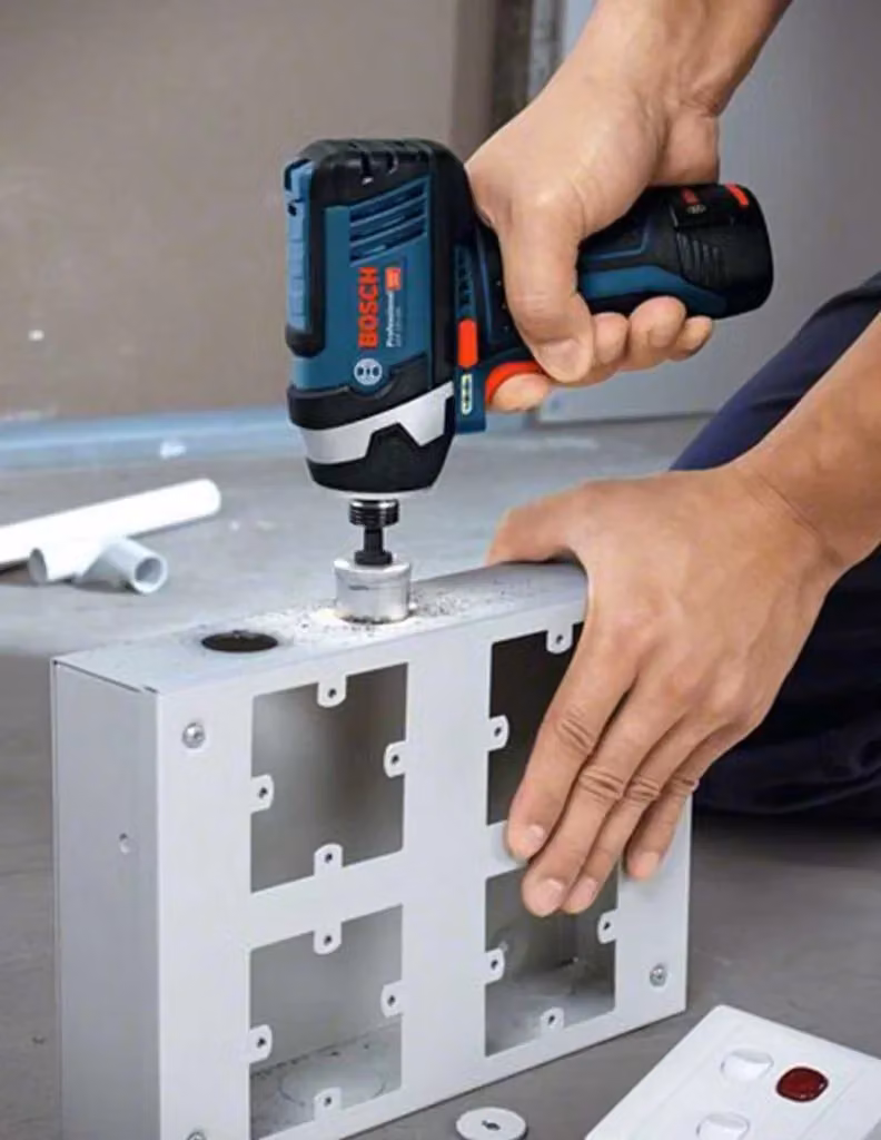Avvitatore a massa battente Bosch GDR 12V-105 blu (Solo corpo) – 2