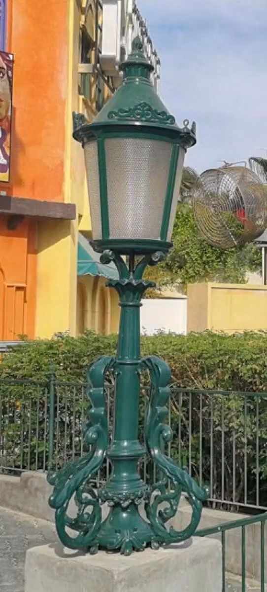 Casa Padrino Battiscopa barocco verde h. 157 cm - Illuminazione da esterno in stile barocco