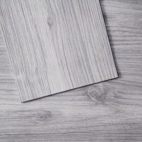 Piastrelle per Pavimenti Autoadesive in Vinile VEVOR con Effetto Legno Grigio Chiaro, 20 Pezzi, Spessore 0,62 mm, Dimensioni Singola Piastrella: 91,4 x 15,2 cm