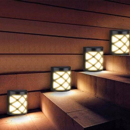 Lampada solare a LED resistente all'acqua con sensore di movimento per montaggio a parete, illuminazione da esterno per il giardino - luce bianca calda
