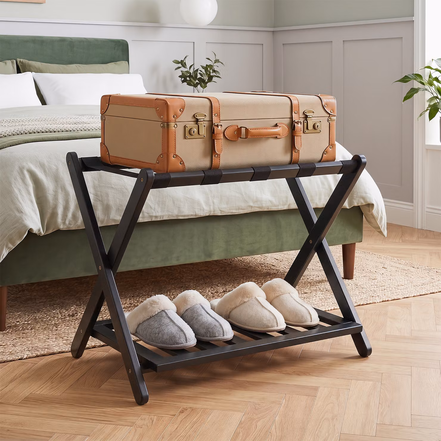 Set di 2 portavaligie piegolevoli in bambù con scarpiera e 5 cinghie Costway, colore Nero