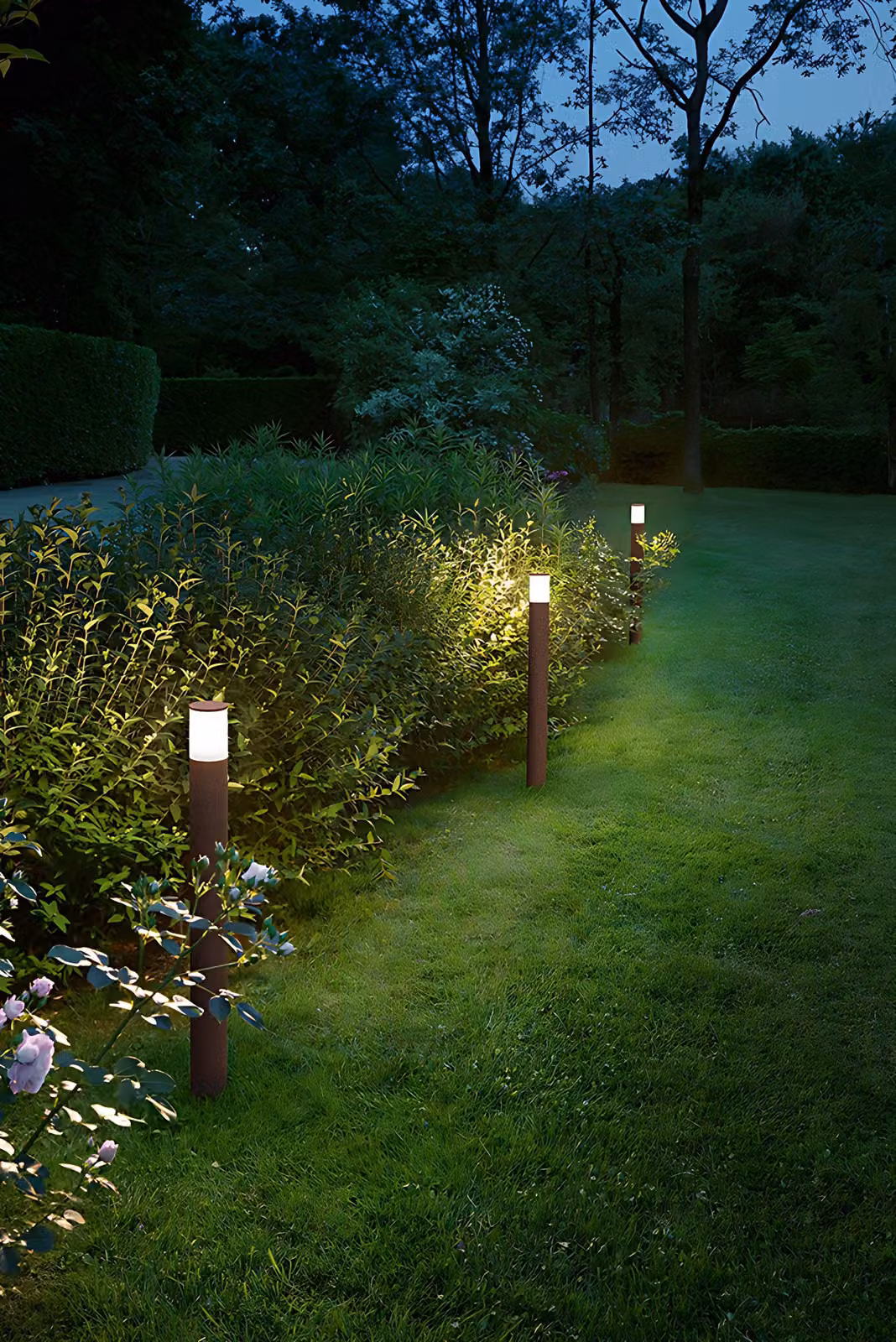 Sigaro - Paletto da Giardino con lampadina 1xE27 Max 20W IP54, Alluminio Verniciato, Paletto da esterno, Corten, H.90 cm - Perenz