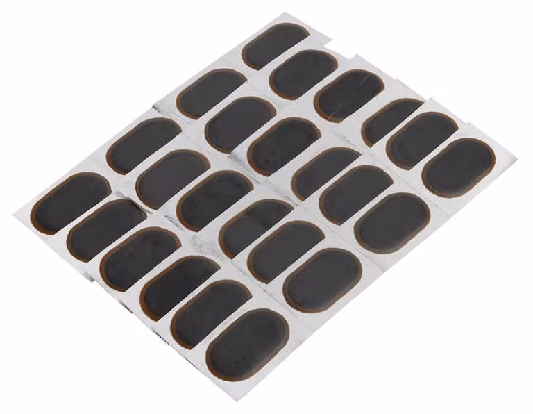 Toppe universali 50 x 32 mm 24 pezzi