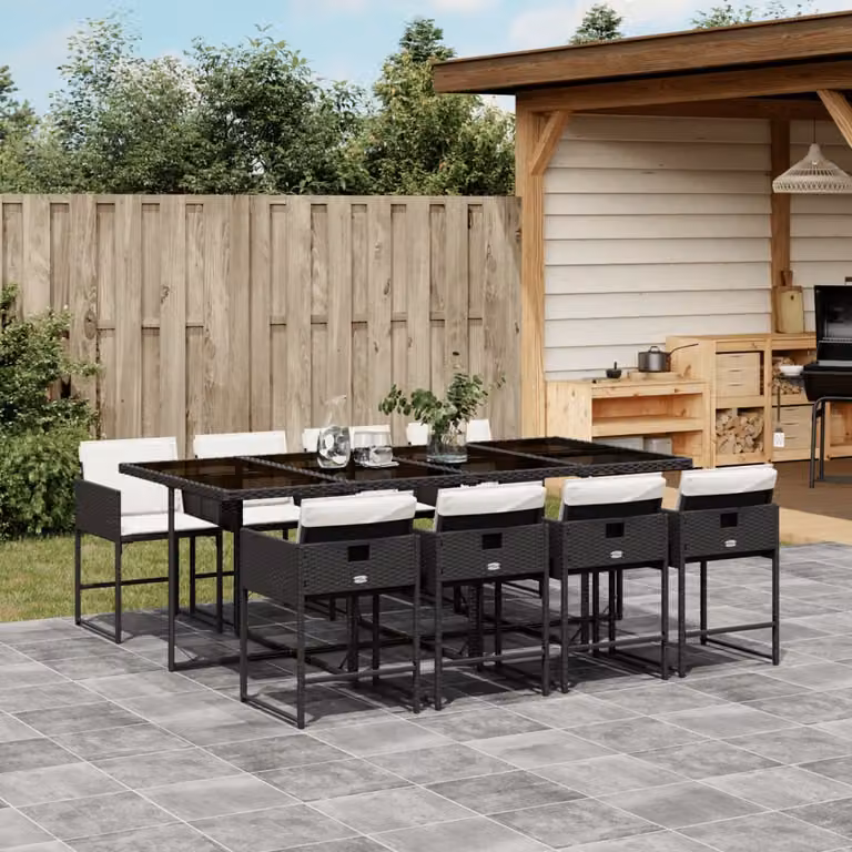 Set da pranzo da giardino vidaXL in polyrattan nero con cuscini bianchi e tavolo in vetro per 9 persone