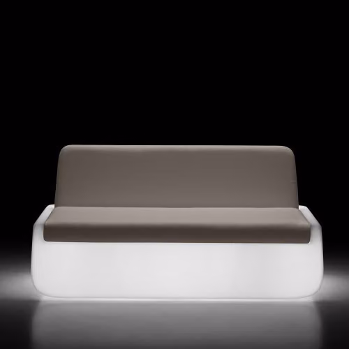 Divanetto da cortile Bold in polietilene con/senza illuminazione Plust Outdoor