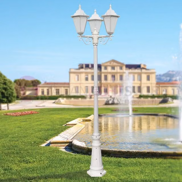 DAFNE BIANCO Lampione h.221 a 3 Luci con Lanterne Esagonali per Esterno Giardino