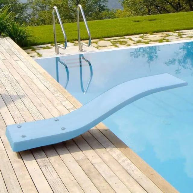 Trampolino per piscina BSVILLAGE Modello Delfino bianco con tavola preforata azzurra e ancoraggi, L: 160 cm