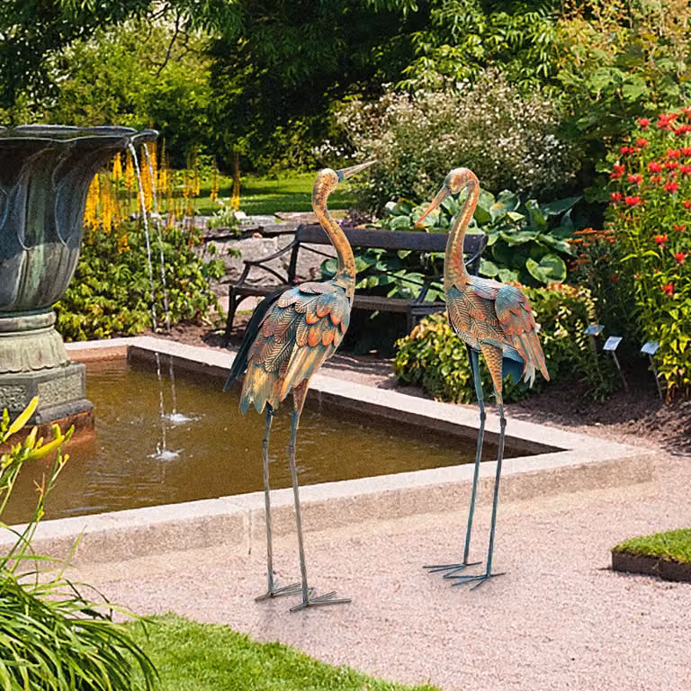 Set di 2 statue di gru da giardino Costway in metallo multicolore