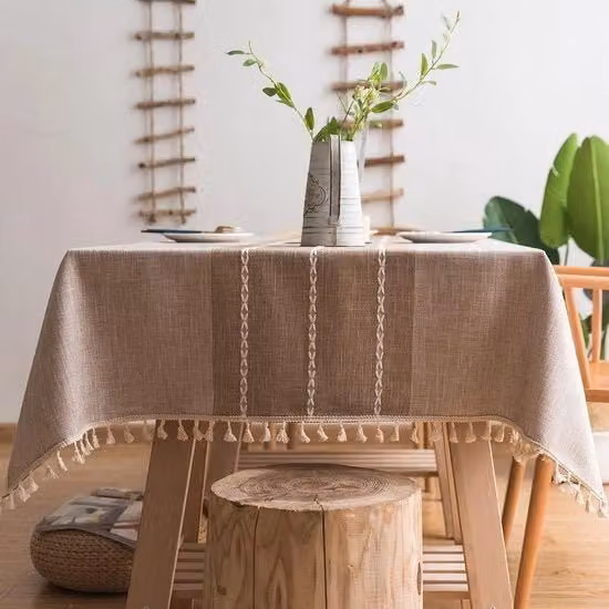 Tovagliolo da tavolo J-MOSE in mezzo lino beige con decoro grafico moderno