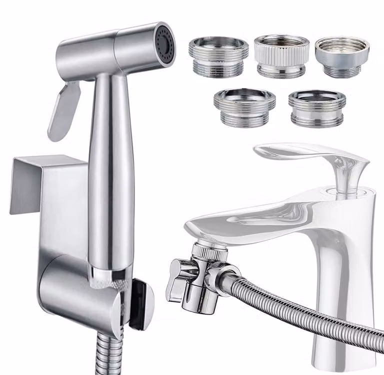 Set completo per bidet portatile con spruzzatore, dotato di adattatore per rubinetto e tubo flessibile