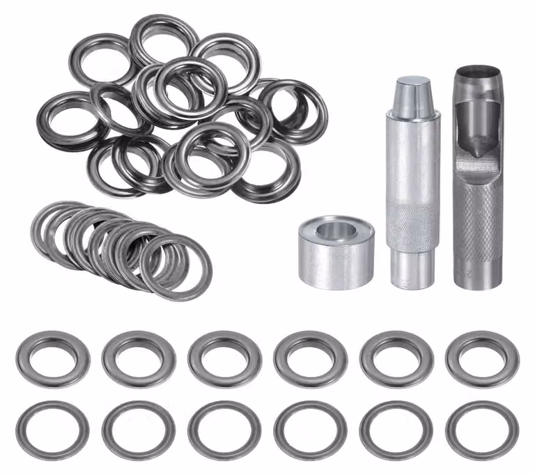 Set di strumenti con occhielli in acciaio di alta qualità