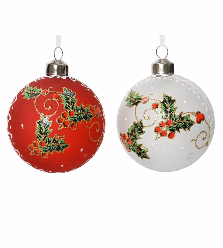 Sfera natalizia rossa o bianca con agrifoglio