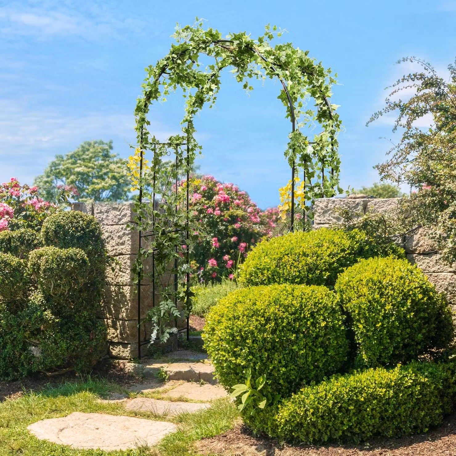 Arco da giardino Costway in metallo nero con tenda regolabile per decorazioni e piante rampicanti L: 150 cm, H: 220 cm, P: 60 cm
