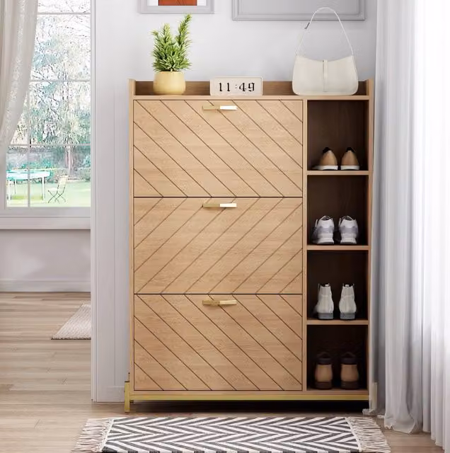 Armadio per scarpe stile nordico in MDF effetto quercia con 3 ante a ribalta e ripiani laterali aperti, salvaspazio per ingresso 90x24x119 cm
